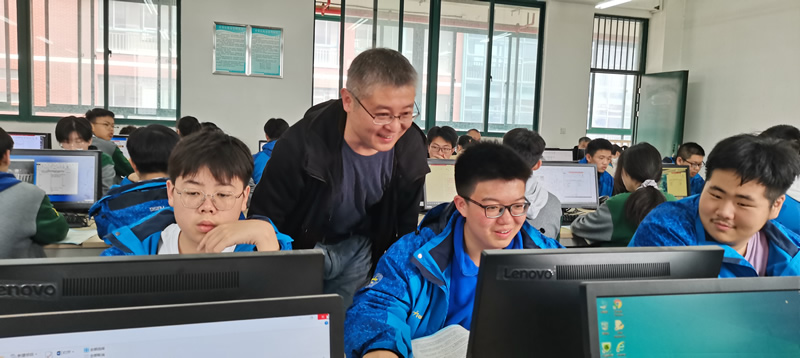 李志宏.jpg