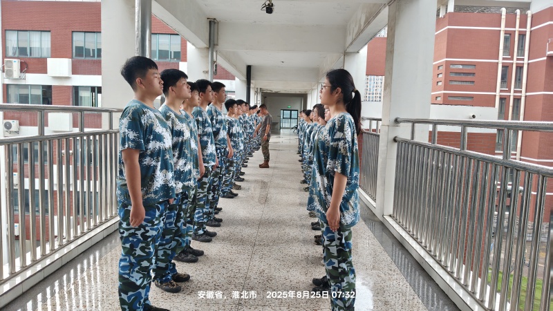 方阵队列训练1_副本.jpg