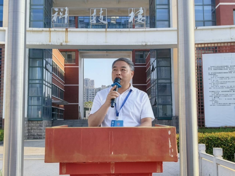 校长讲话_副本.jpg